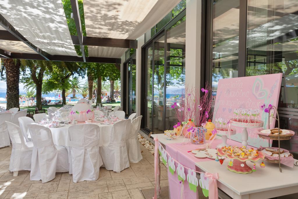 Long Beach Hotel & Resort Longos  Buitenkant foto